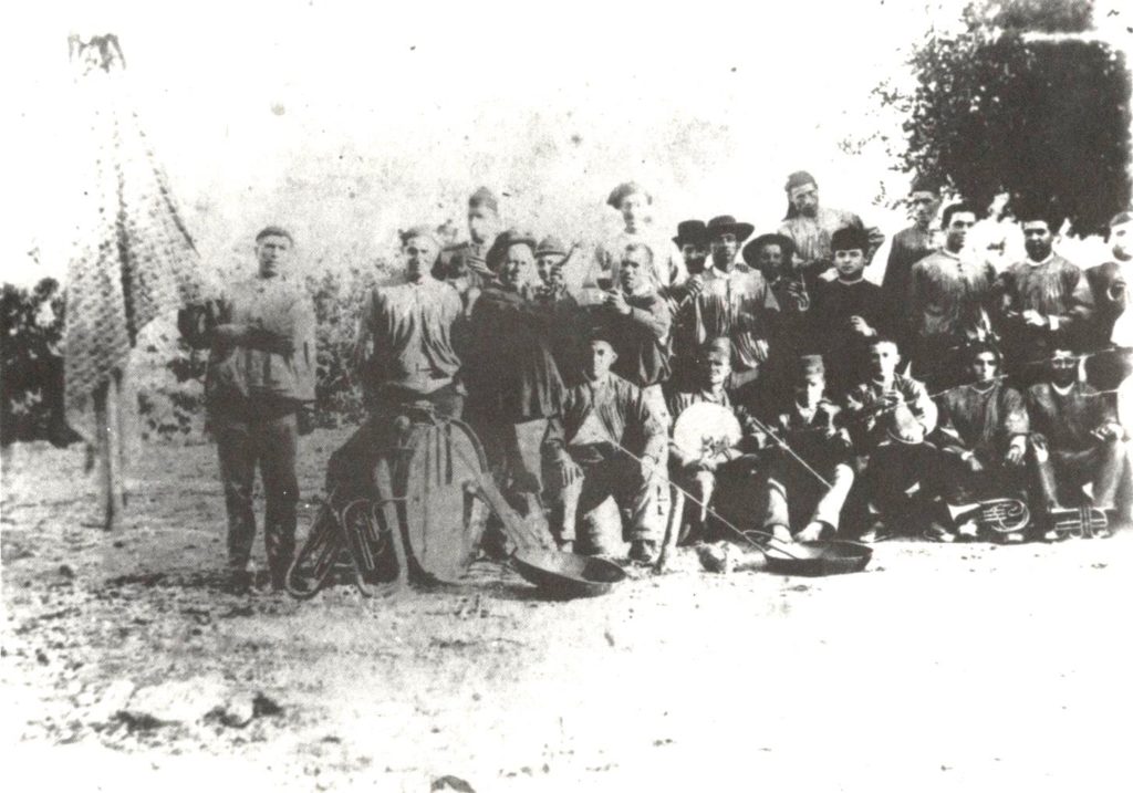 Banda de música de Chiva en 1865. Vicente Peris. Archivo familia Mora Corachán.