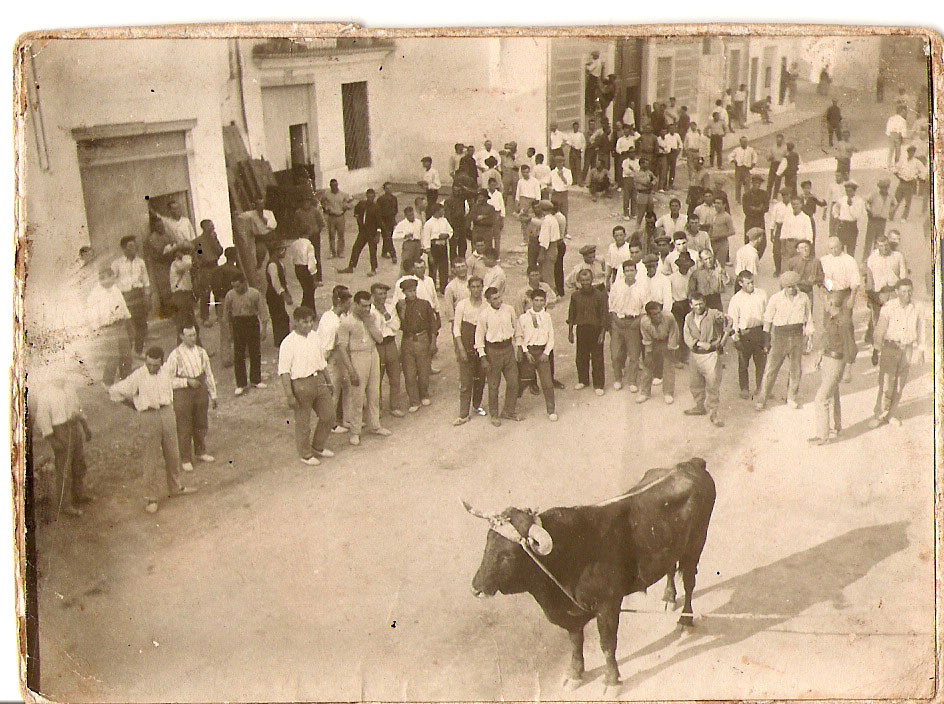 El Torico. Fotografía Archivo L. Fenench.