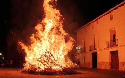 La fiesta de los Santos Medios y el Torico.